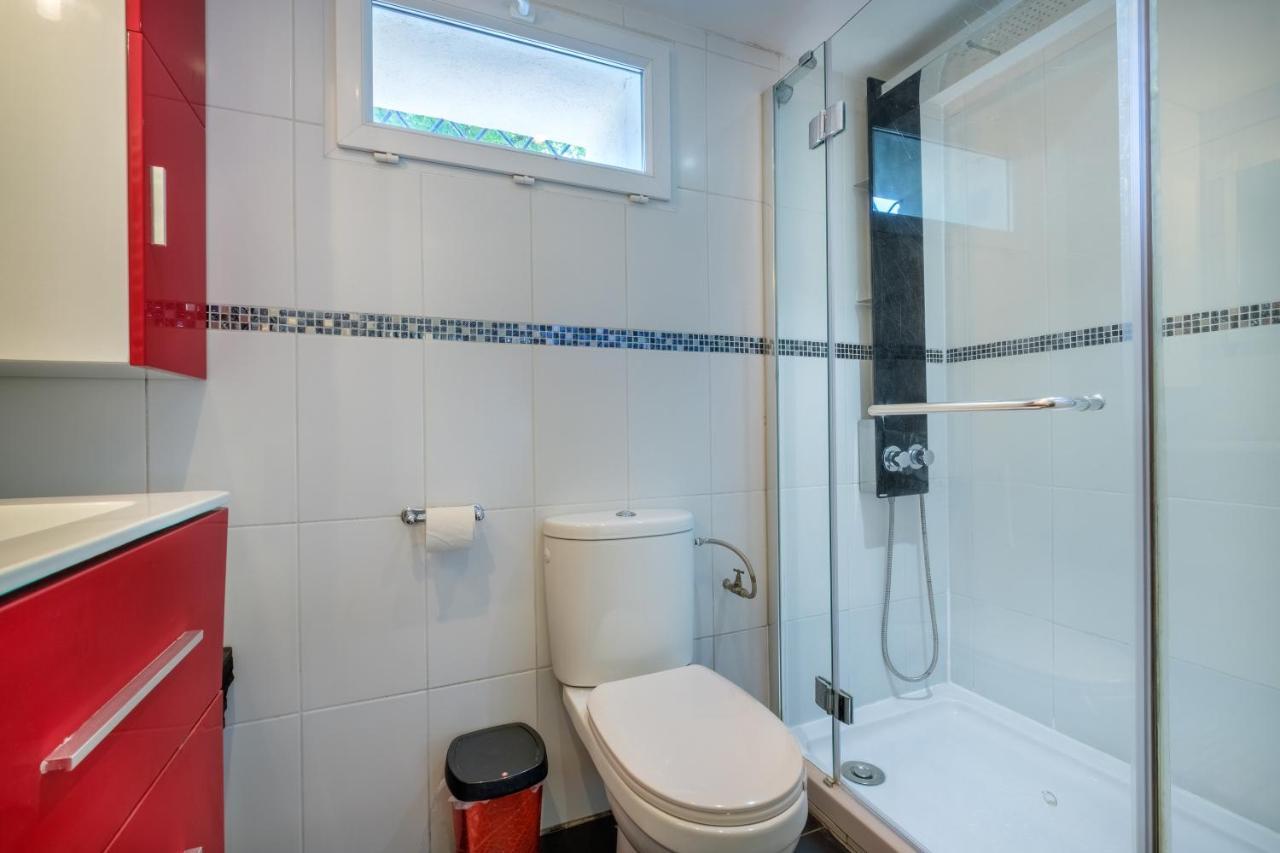 Bas De Villa, Piscine, 3 Etoiles Saint-Paul-de-Vence Eksteriør billede